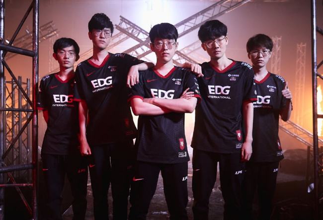 让动作保持 让动作保持